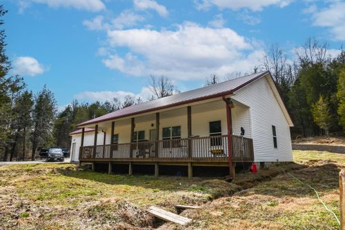 8942 Quicks Run Rd, Vanceburg, KY, 41179-7053 | Card Image