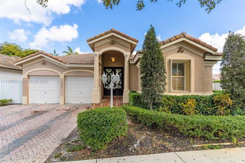 11221 Nw 48th Ter, Doral, FL, 33178-4845 | Card Image