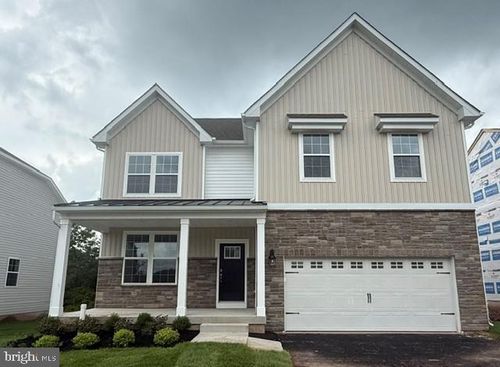 3049 Martha Way, PENNSBURG, PA, 18073-9806 | Card Image
