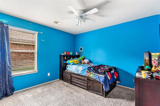 The second of two bedrooms. | Image 20