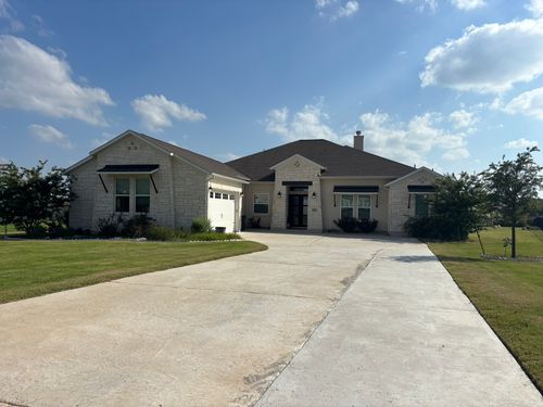 501 Calistoga Wheel, Liberty Hill, TX, 78642-2331 | Card Image