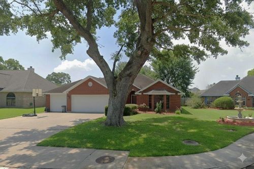 106 Stony Point Ct, Clute, TX, 77531-4776 | Card Image