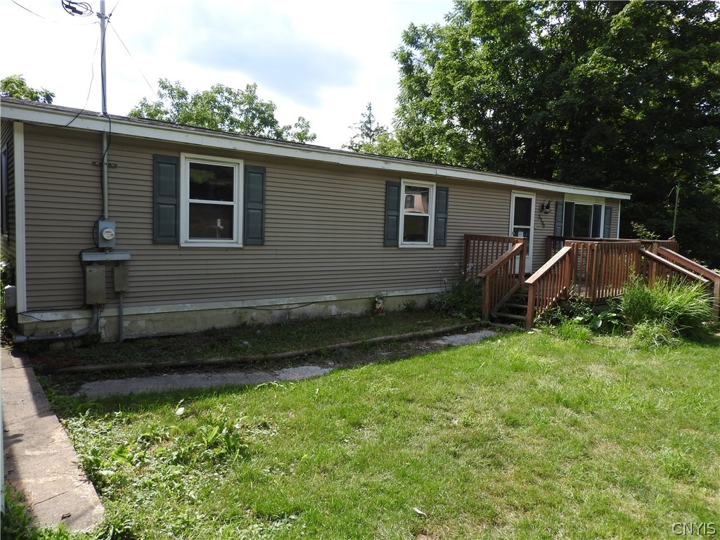 Apulia Rd, LA Fayette, NY 13084