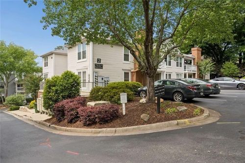 1466 Keys Crossing Dr Ne, Brookhaven, GA, 30319-4056 | Card Image