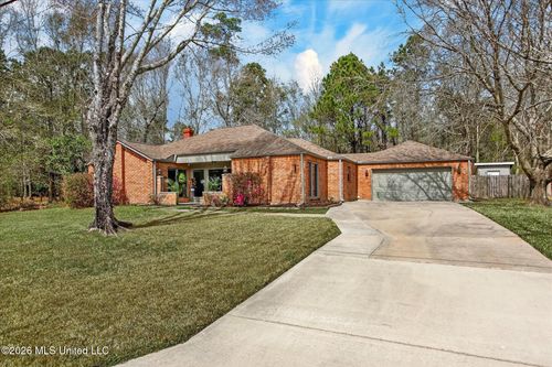 67163 Diamondhead Dr E, Diamondhead, MS, 39525-3549 | Card Image