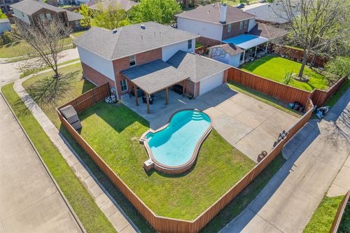 2501 Comfort Dr, Mesquite, TX, 75181-2684 | Card Image