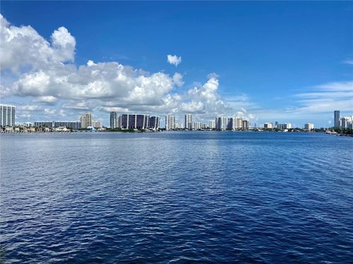 apt-204-251 174th St, Sunny Isles Beach, FL, 33160-3354 | Card Image