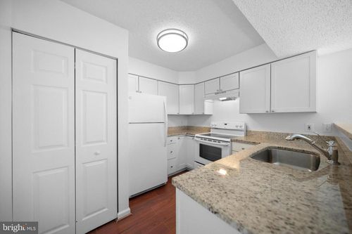 unit-f-7013 Birkenhead Pl, ALEXANDRIA, VA, 22315-4888 | Card Image