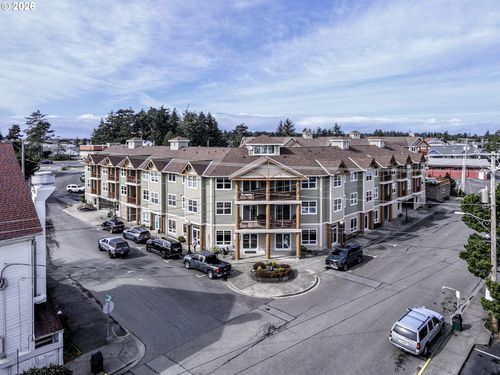 apt-9-179 Laurel St, Florence, OR, 97439-9402 | Card Image