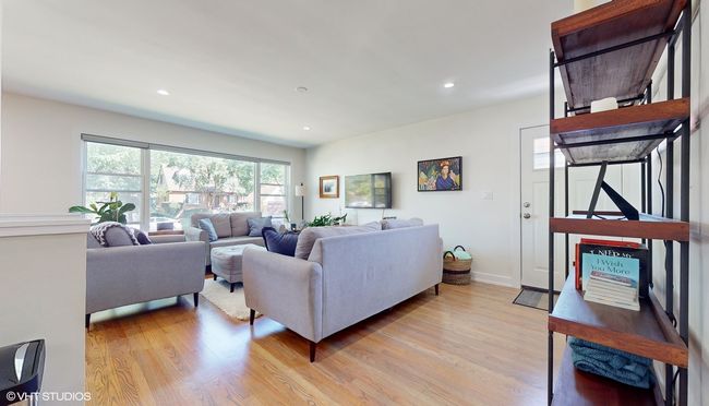 3855 Hull St, House other with 3 bedrooms, 3 bathrooms and 3 parking in Skokie IL | Image 5