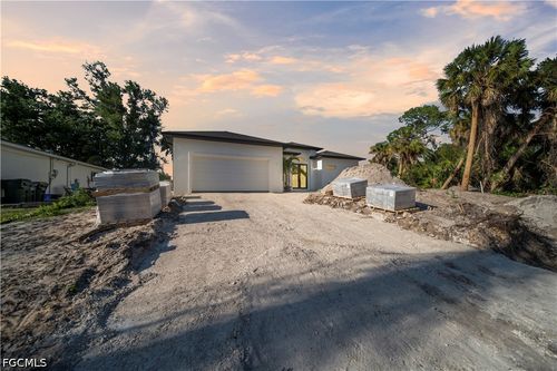 3286 Eagle Pass Street, North Port, FL, 34286 | Card Image