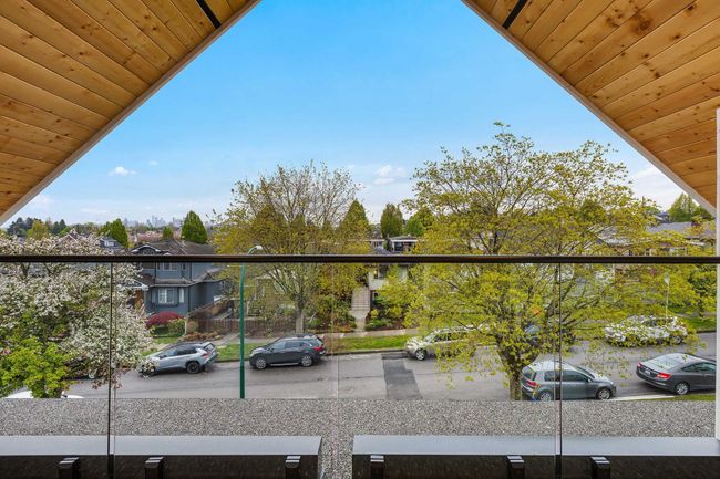 1 - 3041 Graveley Street, Home with 4 bedrooms, 3 bathrooms and 1 parking in Vancouver BC | Image 21
