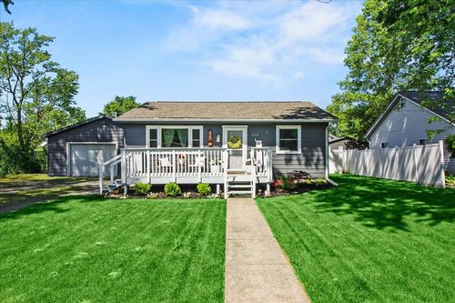 420 S Oak St, Lakeview, OH, 43331-9452 | Card Image