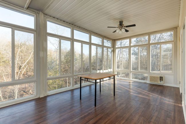 Beautiful Sun Room | Image 20