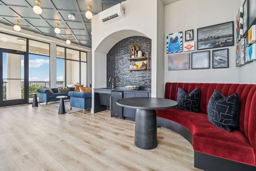 416-405 N Ewing Avenue, Dallas, TX, 75203 | Card Image