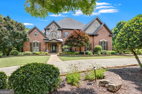 5727 Allee Way, Braselton, GA, 30517-6200 | Card Image