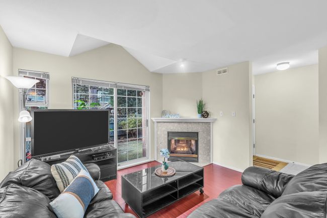 20 - 7433 16 Th Street, Townhouse with 3 bedrooms, 2 bathrooms and 1 parking in Burnaby BC | Image 5