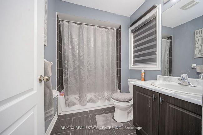 12 Torraville St, House other with 7 bedrooms, 6 bathrooms and 4 parking in Brampton ON | Image 31