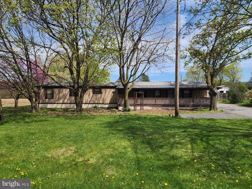 109 Neil Rd, Shippensburg, PA, 17257-9469 | Card Image