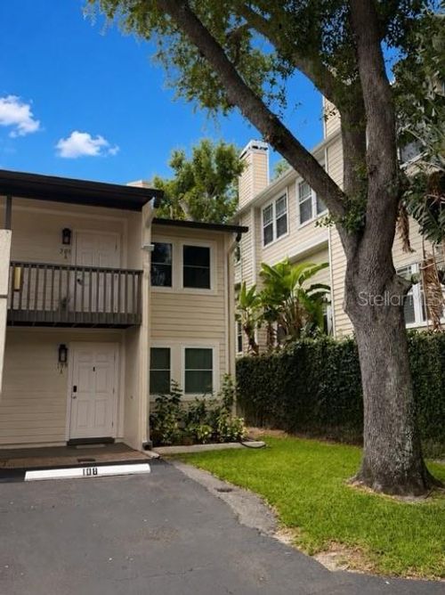 a208-527 S Lincoln Ave, Tampa, FL, 33609-4900 | Card Image