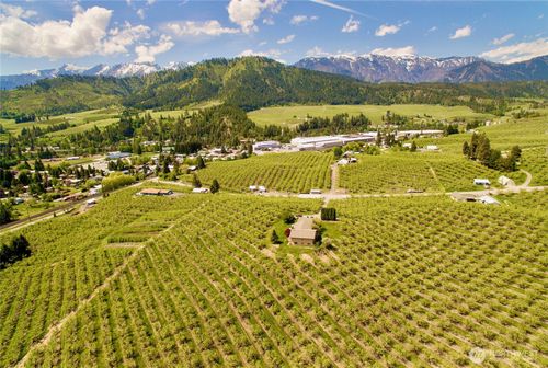 8480 Larson Rd, Peshastin, WA, 98847-9729 | Card Image