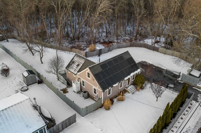 115 S Broad St, House other with 4 bedrooms, 2 bathrooms and null parking in Pawcatuck CT | Image 11