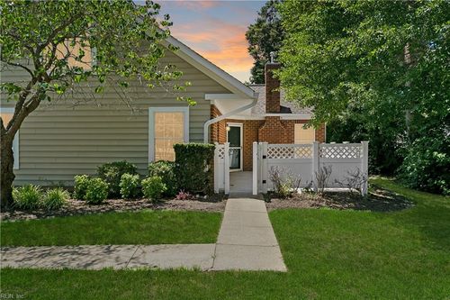 210 Timberline Loop, Yorktown, VA, 23692-3275 | Card Image