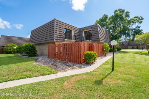 4016 Vista Oaks Cir Ne, Palm Bay, FL, 32905-3105 | Card Image
