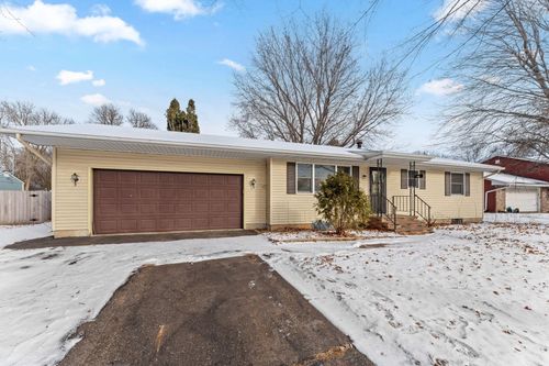 1023 Morgan Road, River Falls, WI, 54022 | Card Image