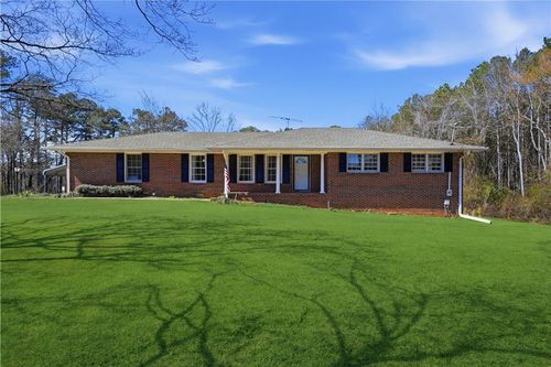 3325 Henderson Dr, Cumming, GA, 30041-8905 | Card Image