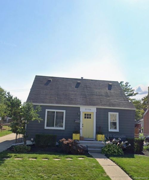 21926 Grand Lake St, Saint Clair Shores, MI, 48080-4014 | Card Image