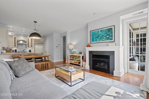 313-77 Havemeyer Ln, Stamford, CT, 06902 | Card Image