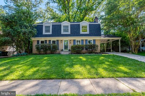 8407 Briar Creek Dr, ANNANDALE, VA, 22003-4547 | Card Image