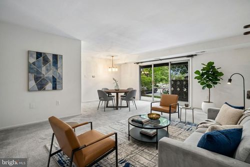 25-204 Park Terrace Ct Se, VIENNA, VA, 22180-5877 | Card Image