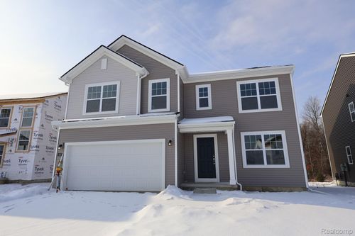 435 Hidden Riv W, Holly, MI, 48442-2036 | Card Image