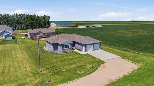 210 5th St, Christine, ND, 58015 | Card Image
