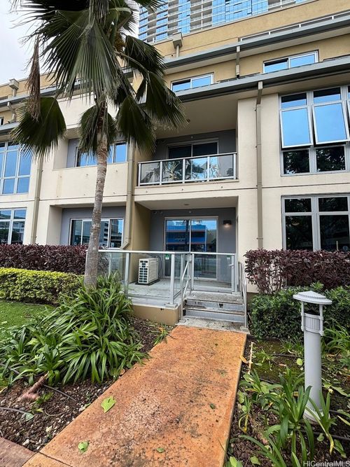 apt-103-555 South St, Honolulu, HI, 96813-5037 | Card Image