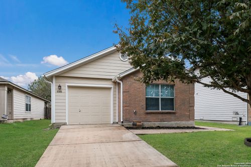 8848 Staghorn Ml, Converse, TX, 78109-3754 | Card Image