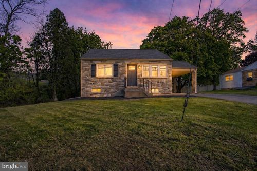 2400 Linglestown Rd, HARRISBURG, PA, 17110-9533 | Card Image