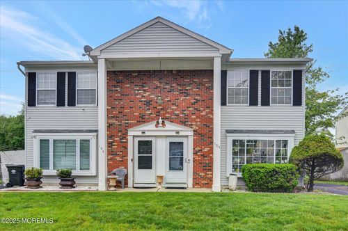 104 Brewster Cir, Old Bridge, NJ, 08857-3618 | Card Image