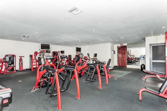 1201 - 360 E Desert Inn Rd, Condo with 2 bedrooms, 3 bathrooms and null parking in Las Vegas NV | Image 35