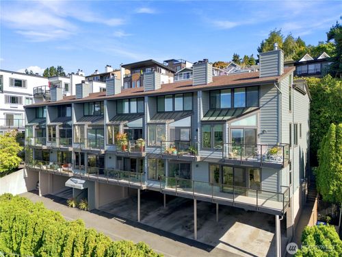 101-2030 13th Ave W, Seattle, WA, 98119-2799 | Card Image