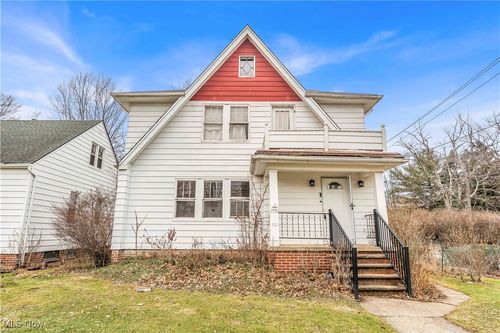 1-1530 E 214th St, Euclid, OH, 44117-1518 | Card Image