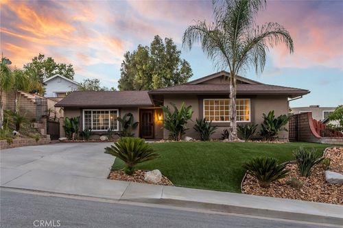 23235 Redbud Ridge Cir, Valencia, CA, 91354-2038 | Card Image