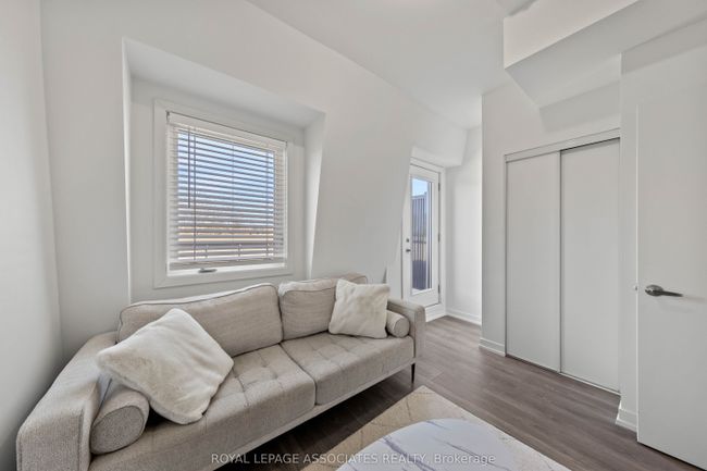 84 Tisdale Ave, House attached with 5 bedrooms, 4 bathrooms and 1 parking in Toronto ON | Image 29