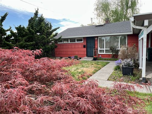 7919 45th Ave S, Seattle, WA, 98118-4427 | Card Image