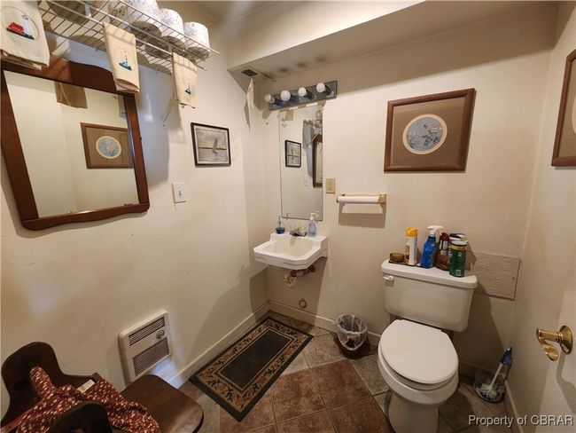 Half Bath | Image 25