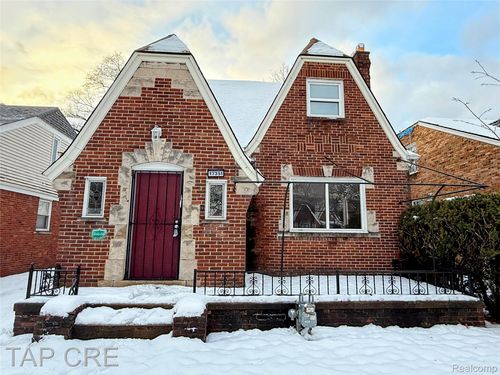 17351 Ilene St, Detroit, MI, 48221-2434 | Card Image