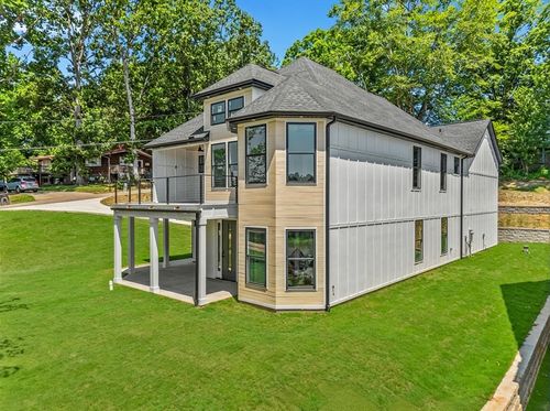 25 Harbor Dr, Greenville, SC, 29611-6616 | Card Image