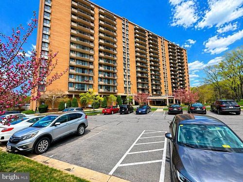 1517-6100 Westchester Park Dr, COLLEGE PARK, MD, 20740-2850 | Card Image